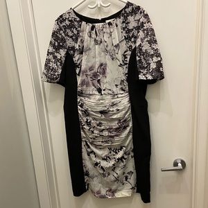 NWOT Kalico Pleated Sheath Dress